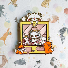 Load image into Gallery viewer, [Last Chance] Sparkle Vers. Ferret Crane Game Spinning Pin
